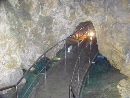 bozkovske-dolomitove-jeskyne-krkonose-zapad-bozkov